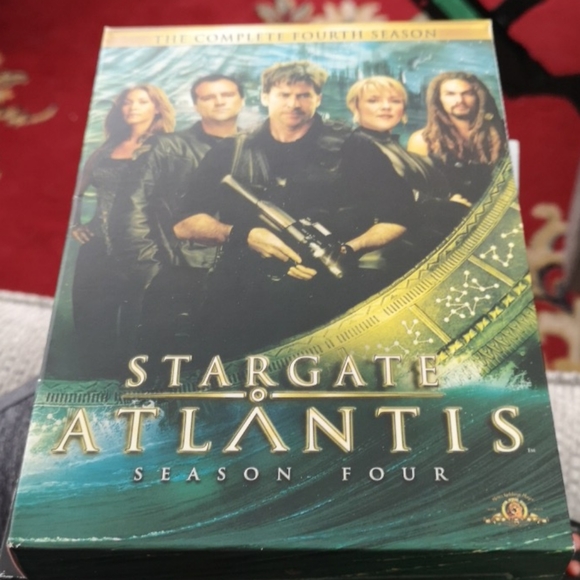 Set of 5 Dvds - Complete Stargate Atlantis Series - Picture 8 of 11